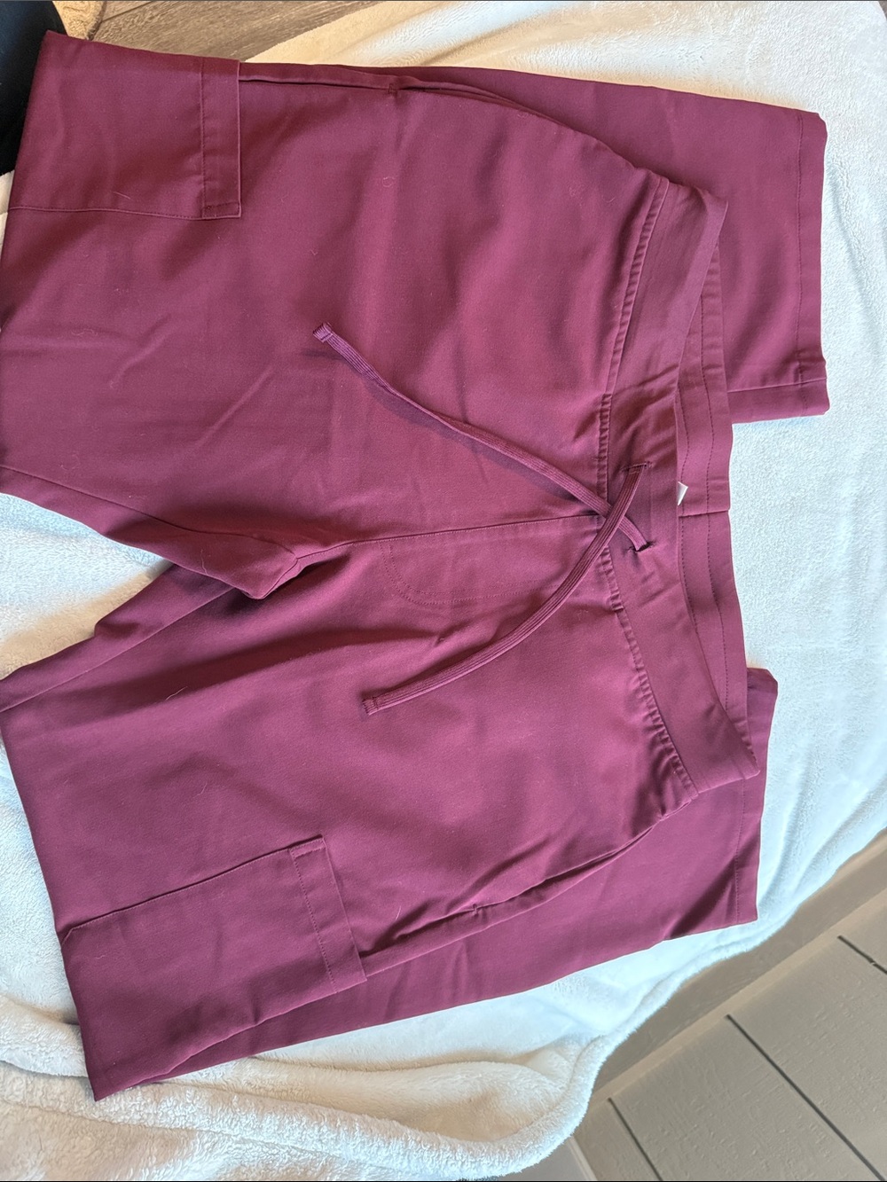 Mandala Women's Drawstring Scrub Pants in Burgundy
